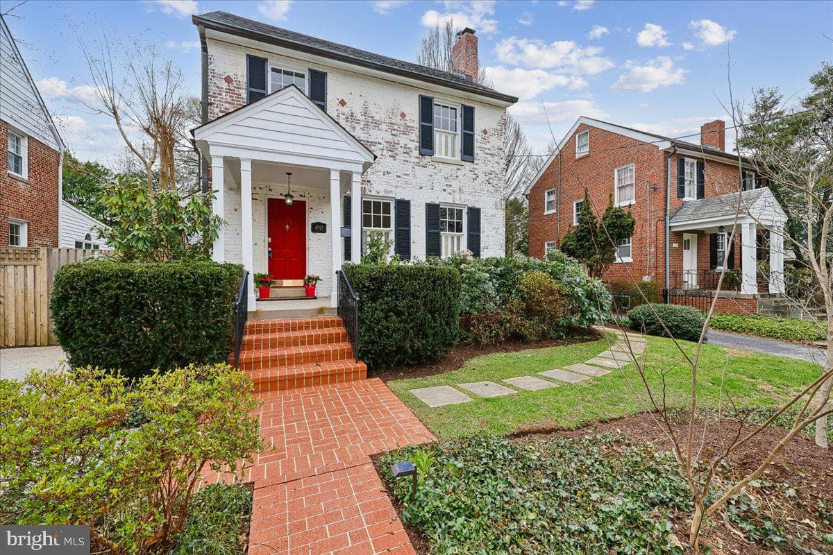 4913 Chevy Chase Boulevard photo 1