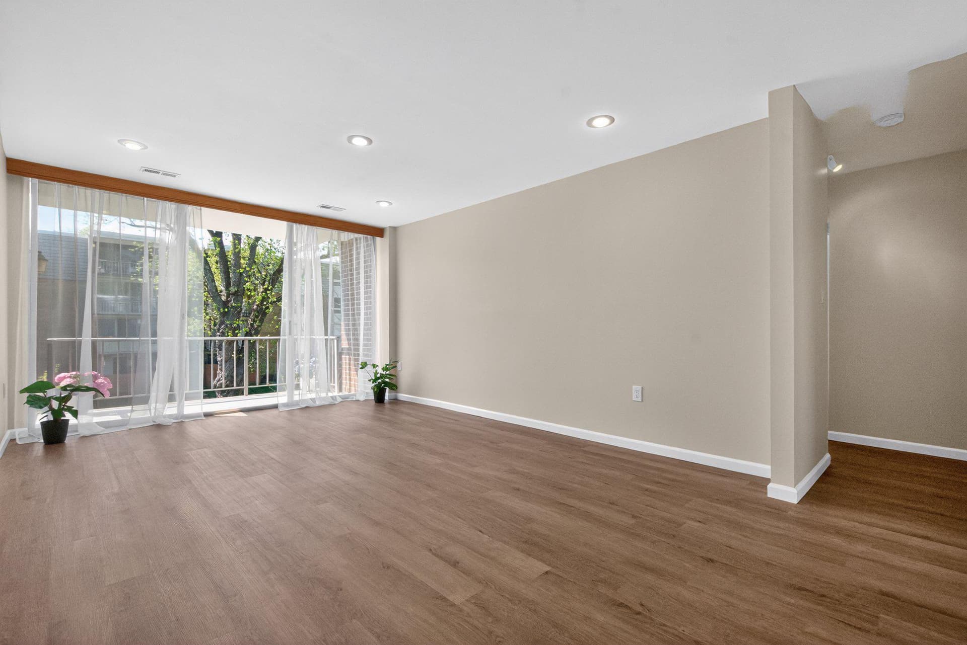 3932 Bel Pre Road #3932-6, Silver Spring