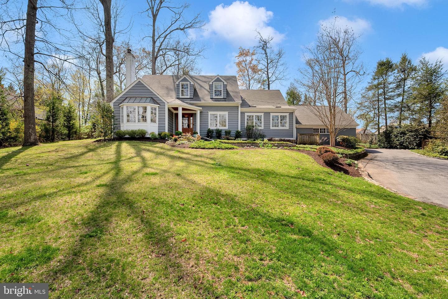 9218 Aldershot Drive photo 1