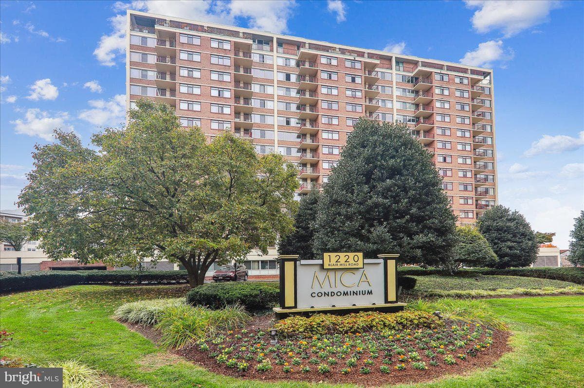 1220 Blair Mill Road #804