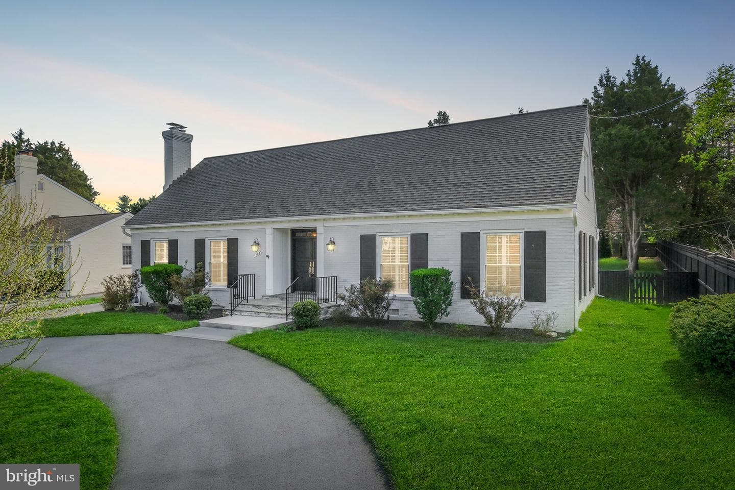 11005 Luxmanor Road