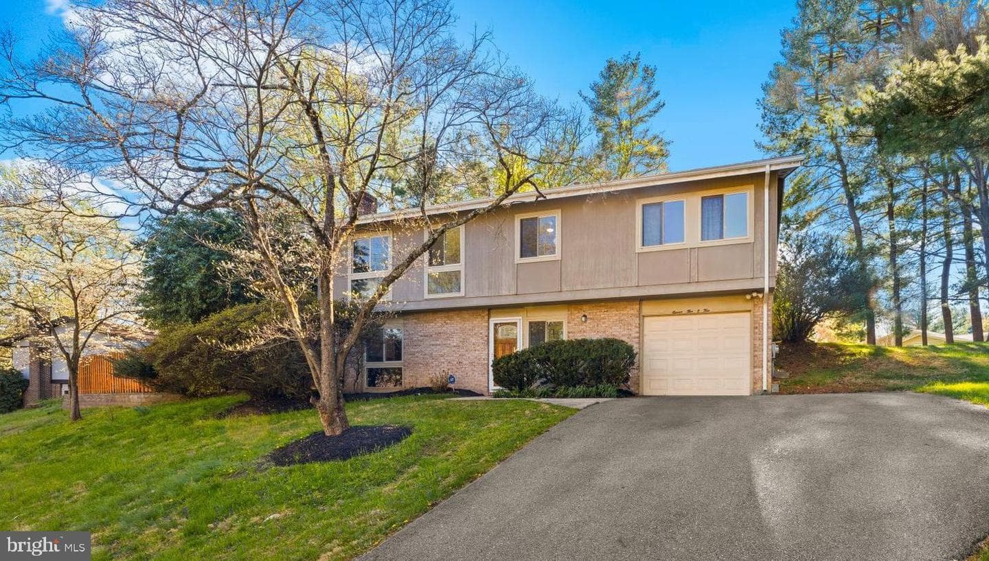 11504 Brandy Hall Lane