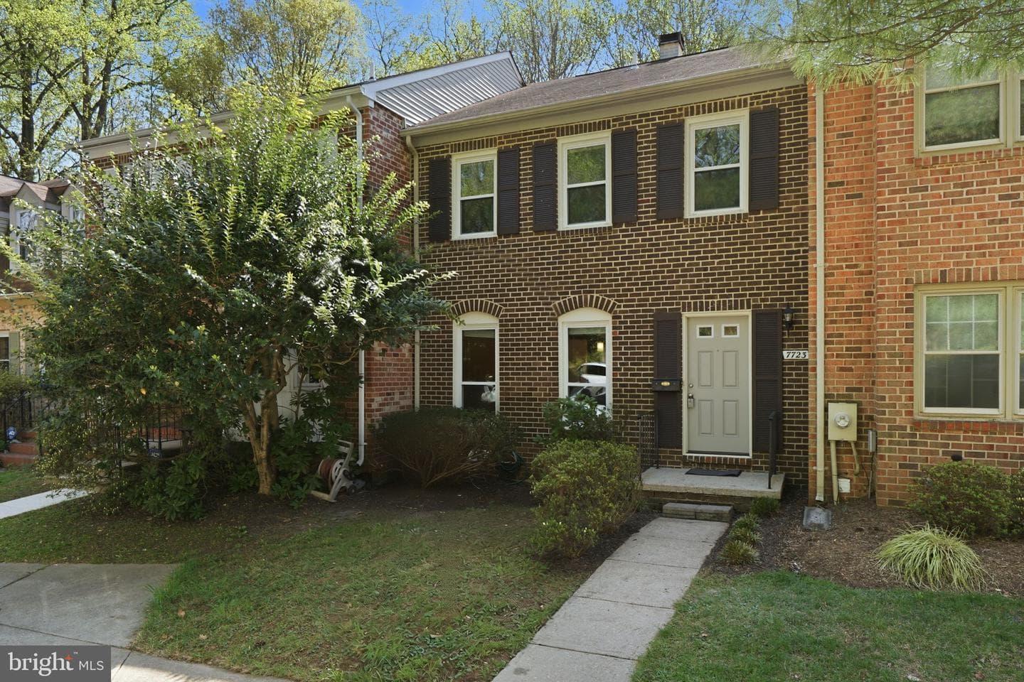 7723 Heatherton Lane