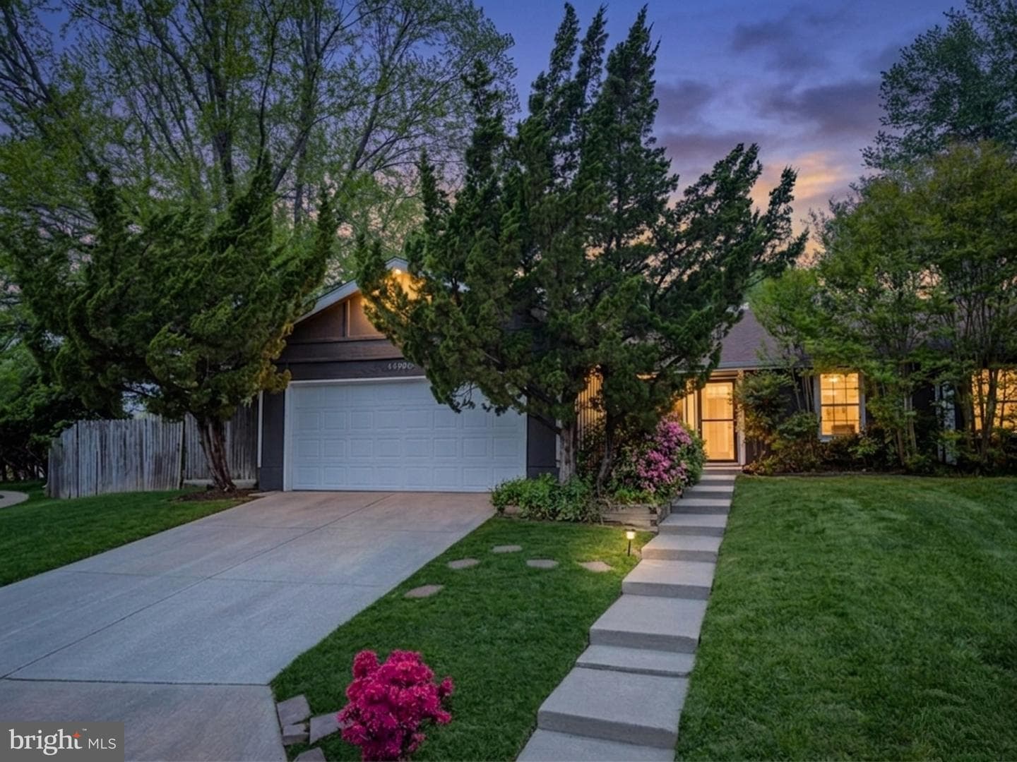 14900 Hydrus Road photo 1