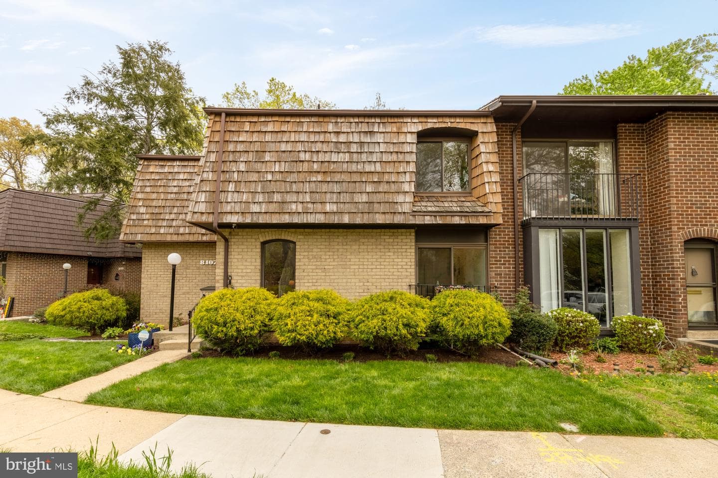 8107 Inverness Ridge Road photo 1