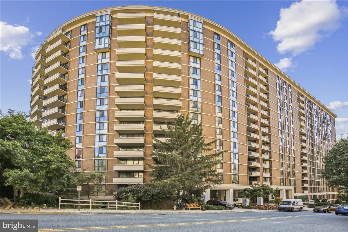4620 N Park Avenue #903e photo 1