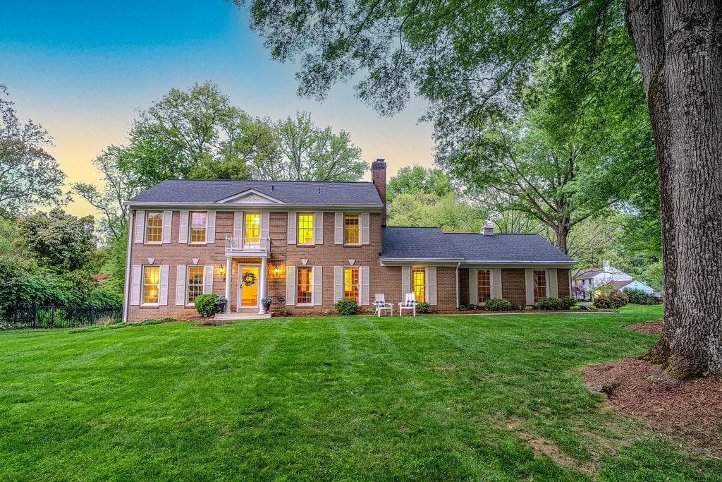 4609 Jasmine Drive