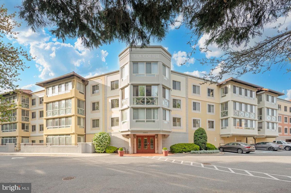 14805 Pennfield Circle #205