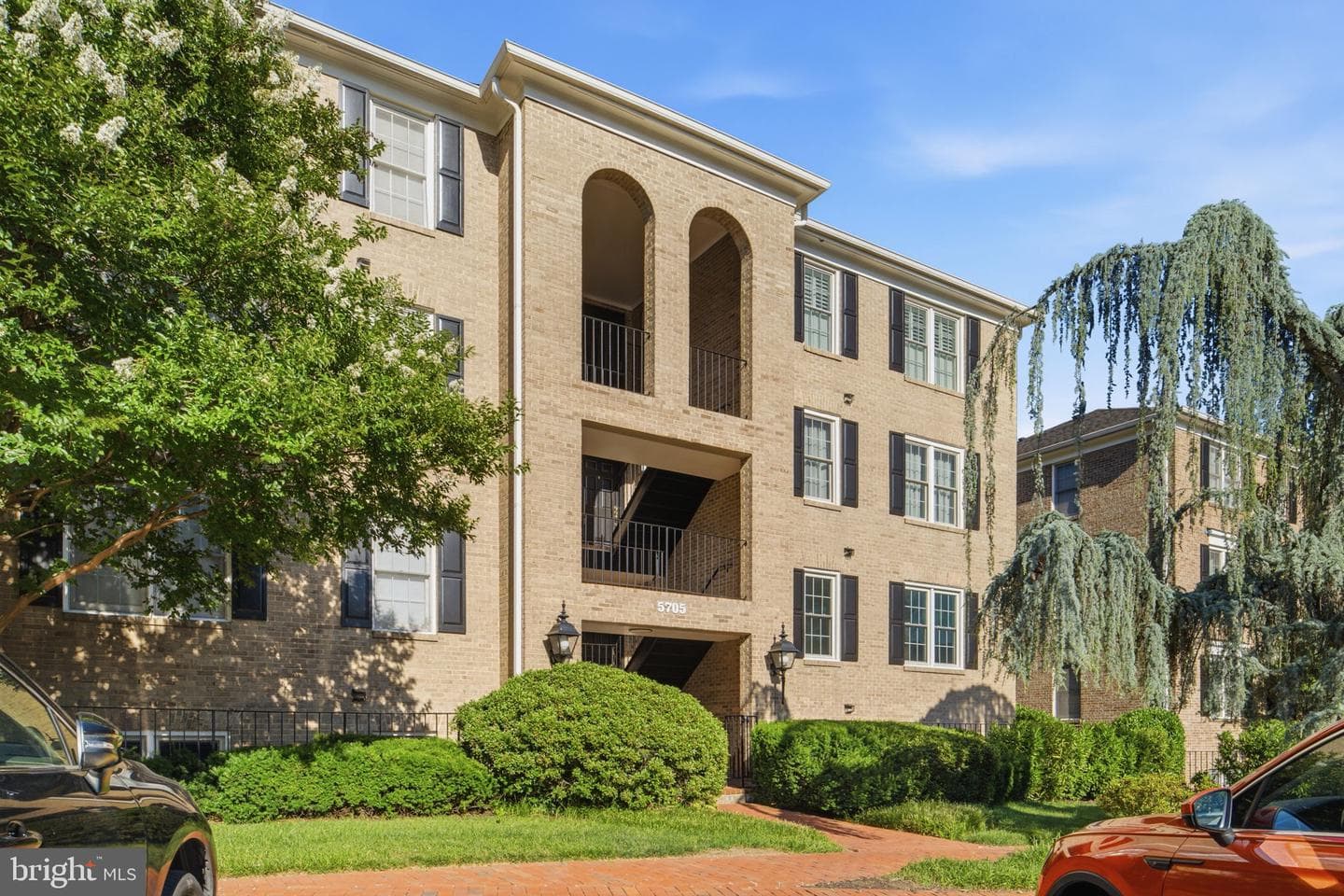 5705 Brewer House Circle #t-2, Rockville