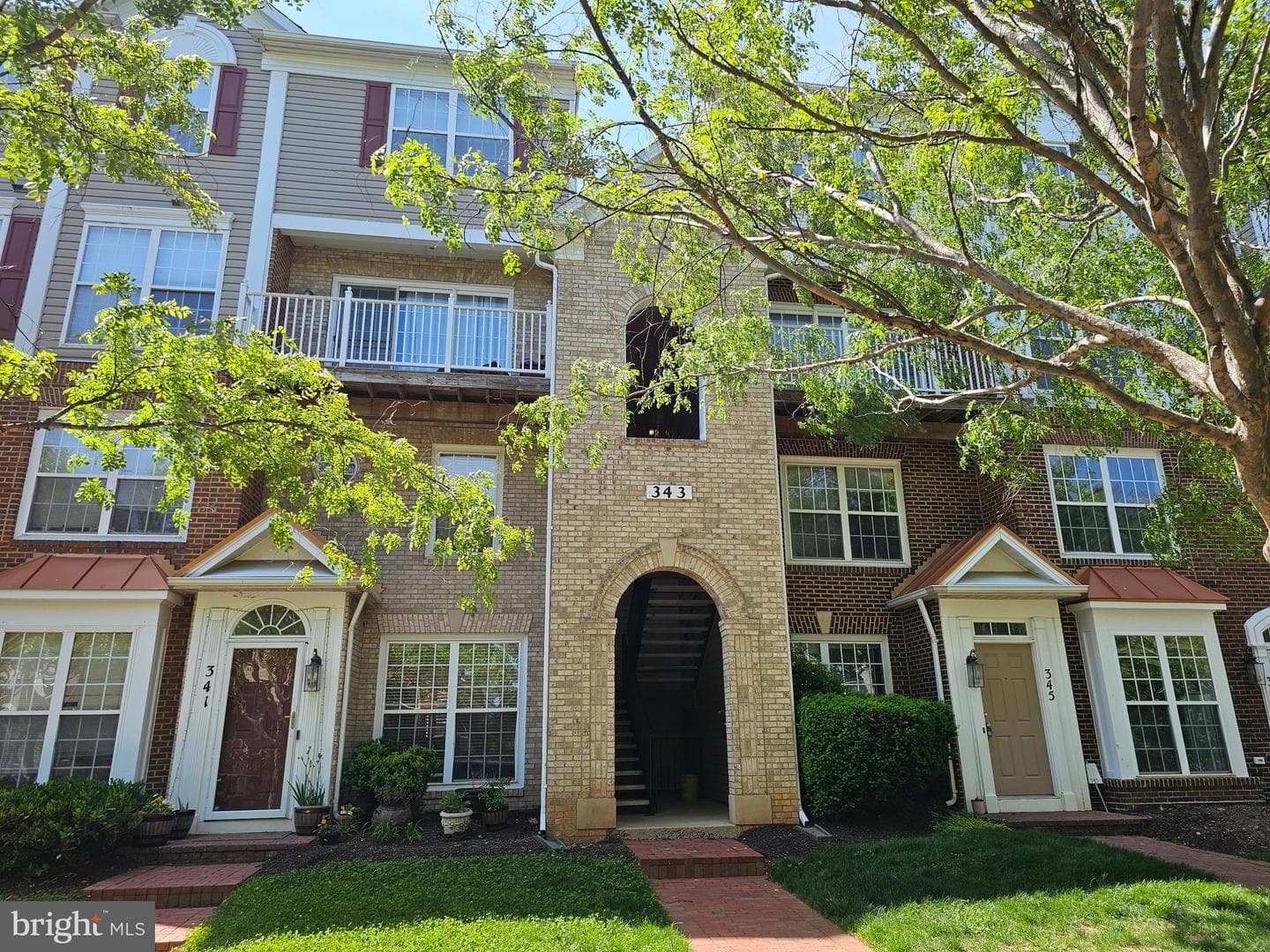 343 Fallsgrove Drive #47