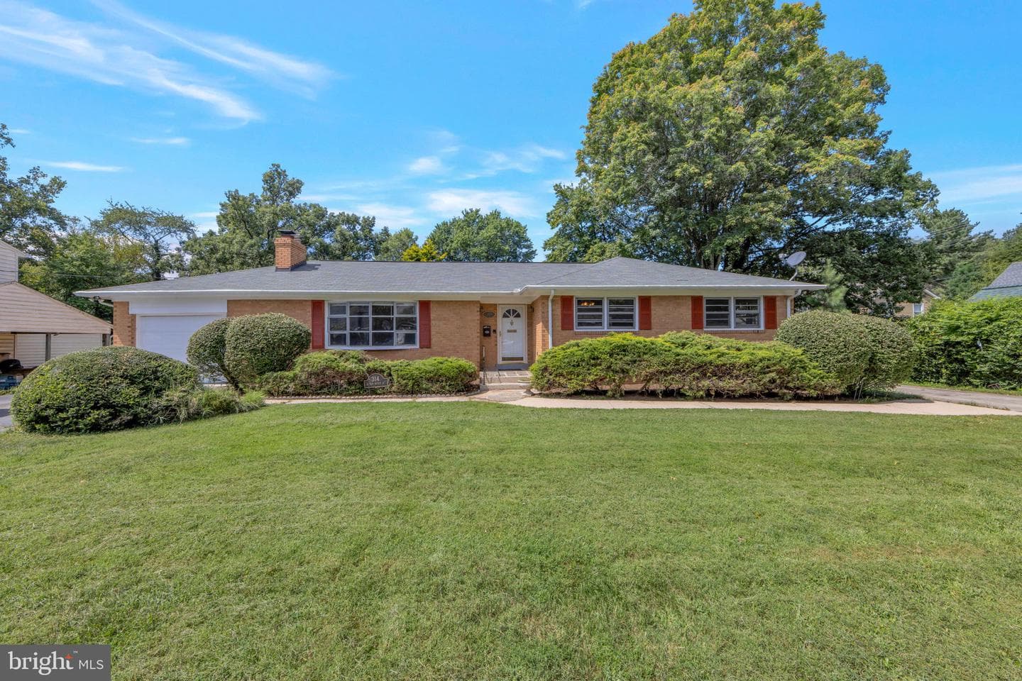 314 N Van Buren Street photo 1