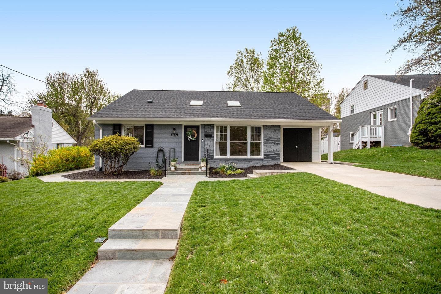 4522 Traymore Street