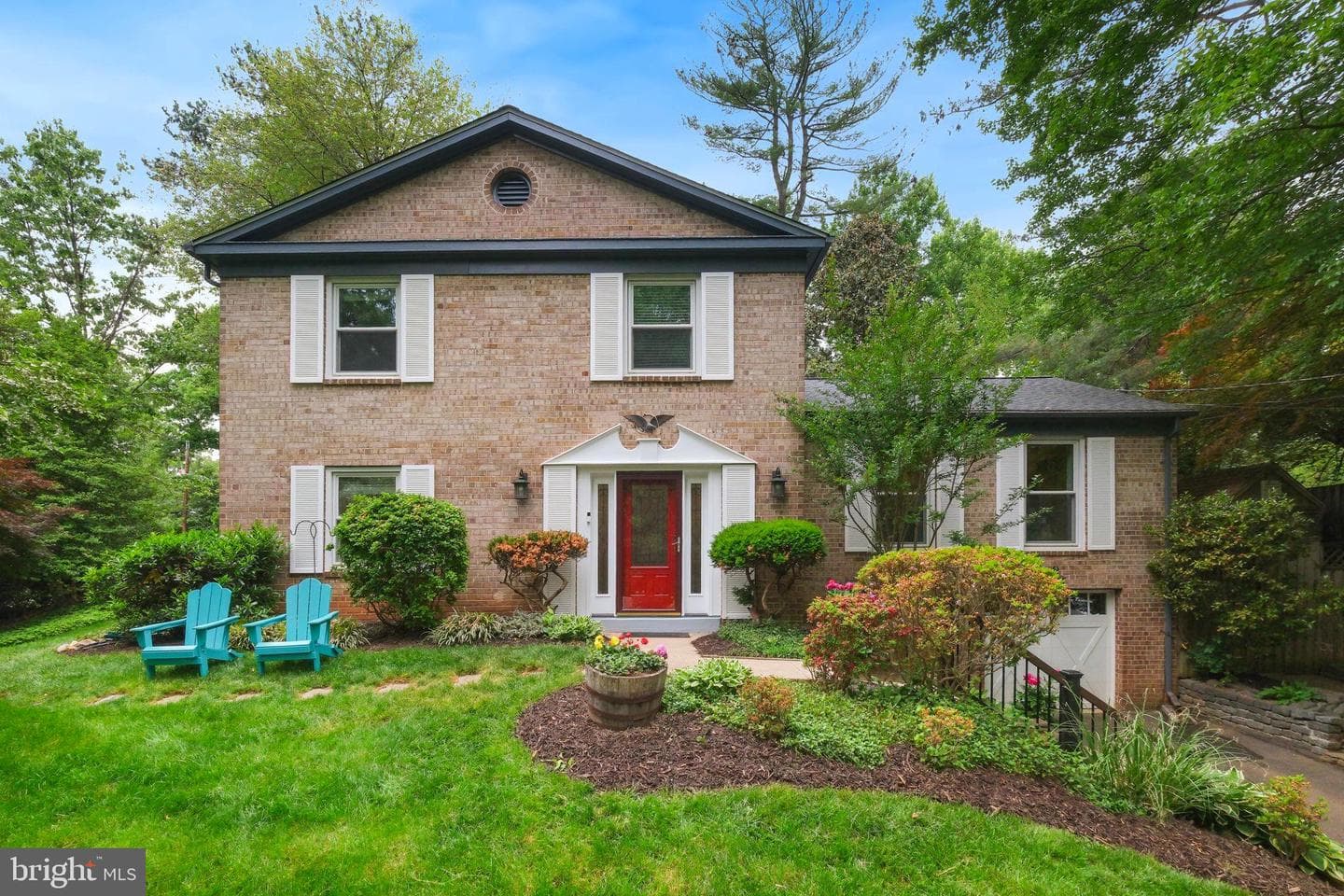 2295 Dunster Lane