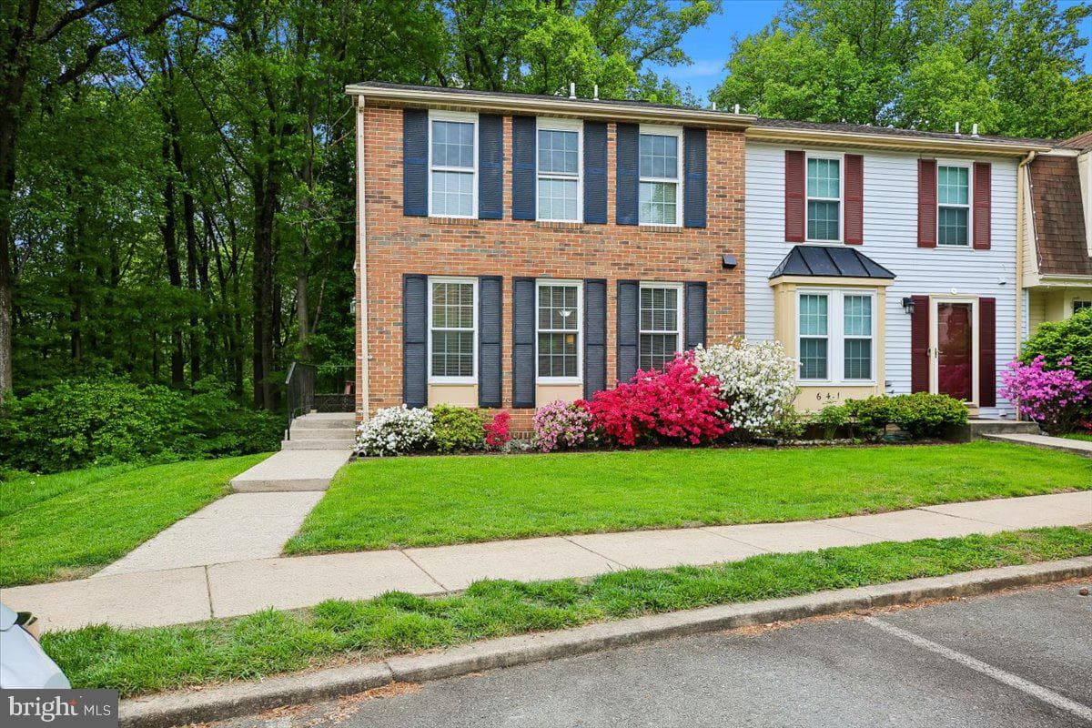 639 Coral Reef Drive