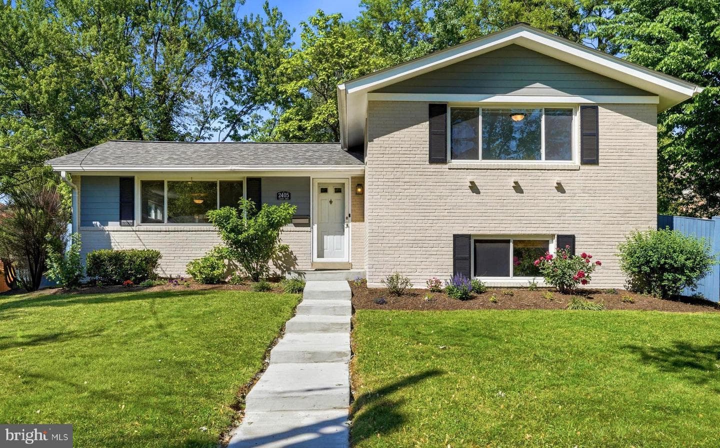 2405 Lillian Drive