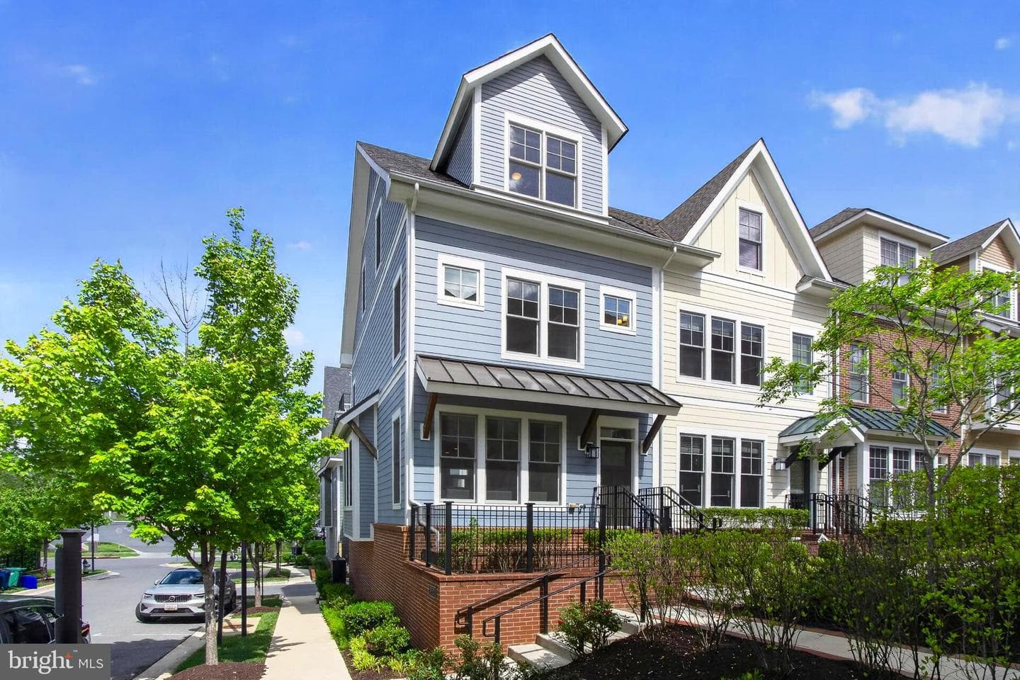 71 Ellsworth Heights Street
