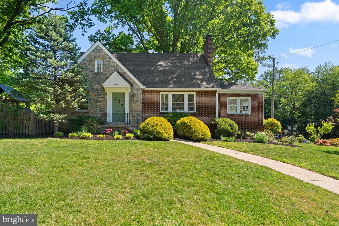 10301 Crestmoor Drive