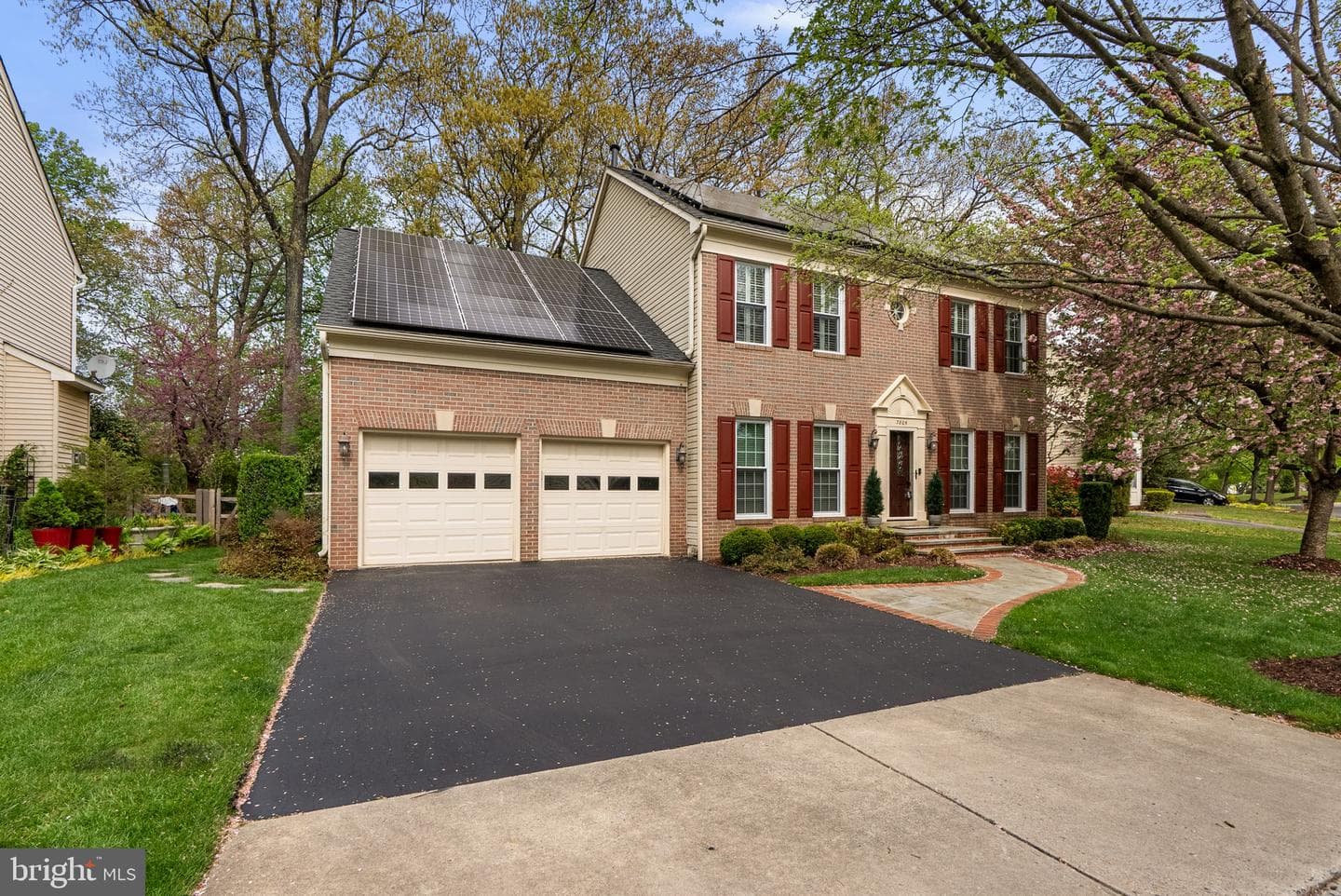 7805 Heritage Farm Drive