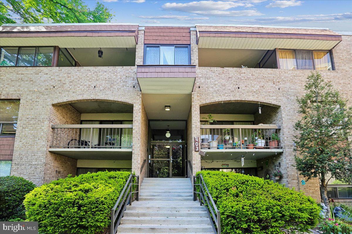 403 Christopher Avenue #33