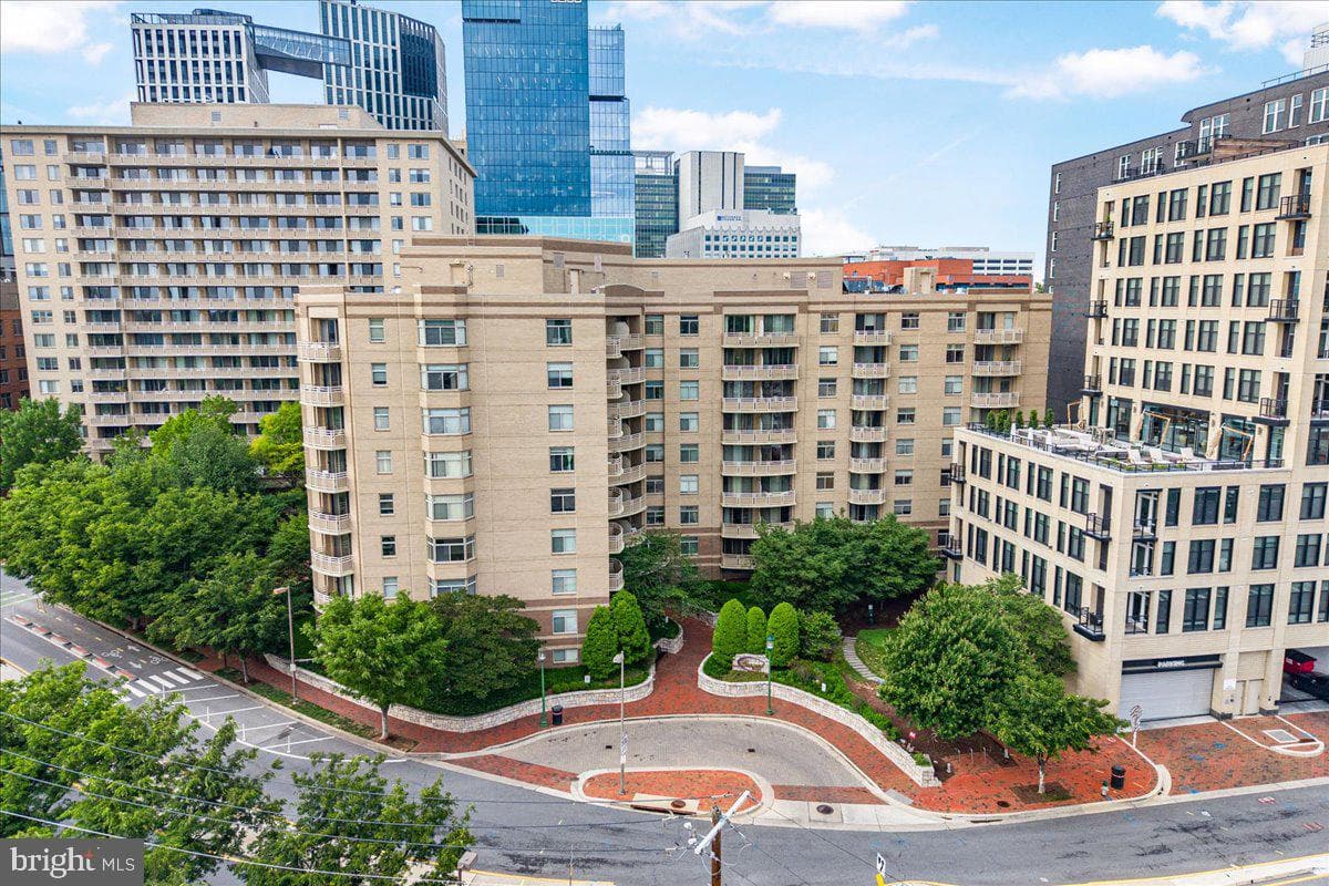 7111 Woodmont Avenue #308, Bethesda