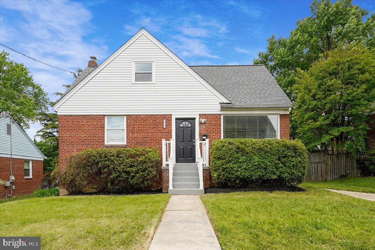 4909 Bangor Drive photo 1
