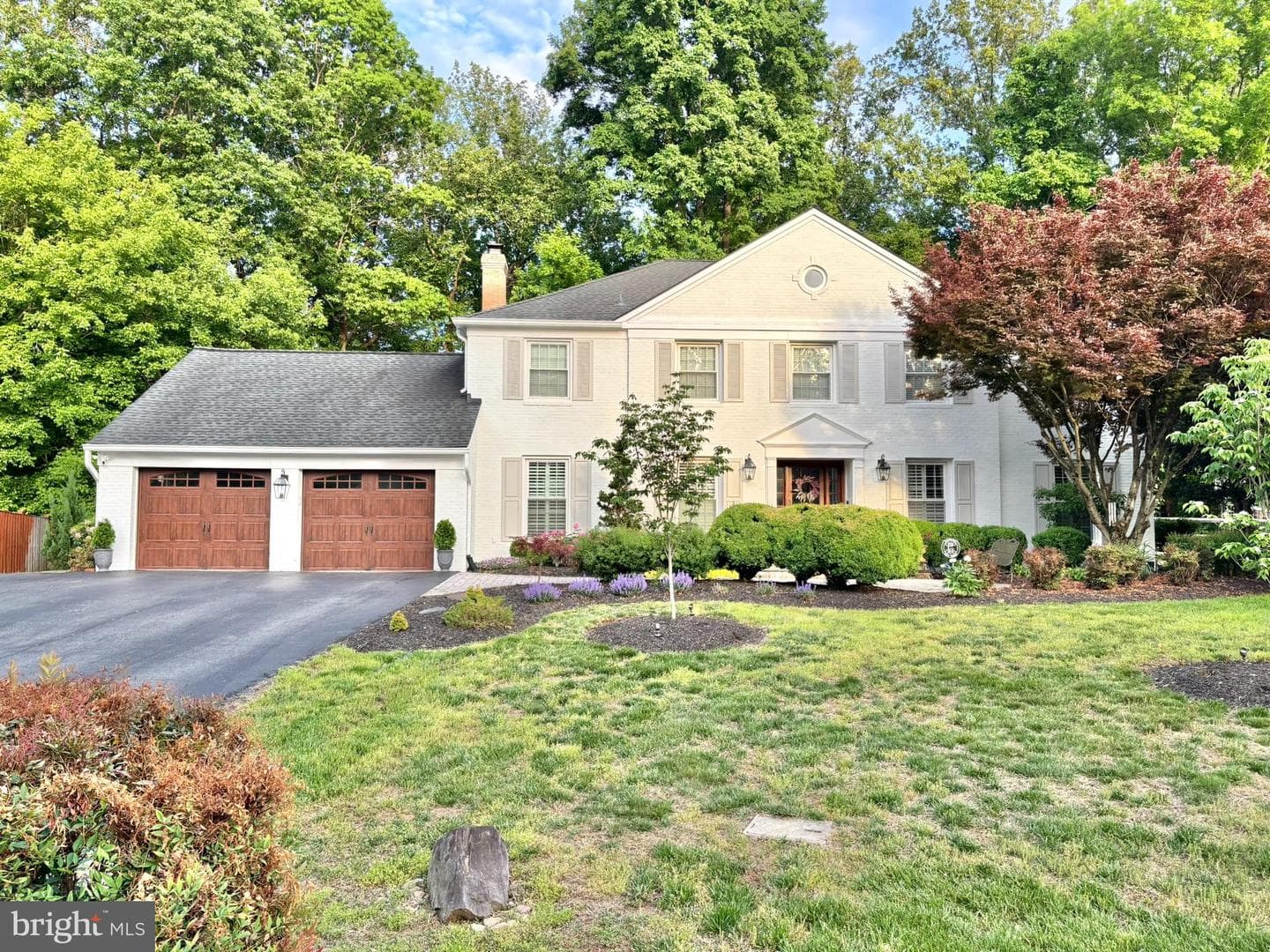 8101 Buckspark Lane E