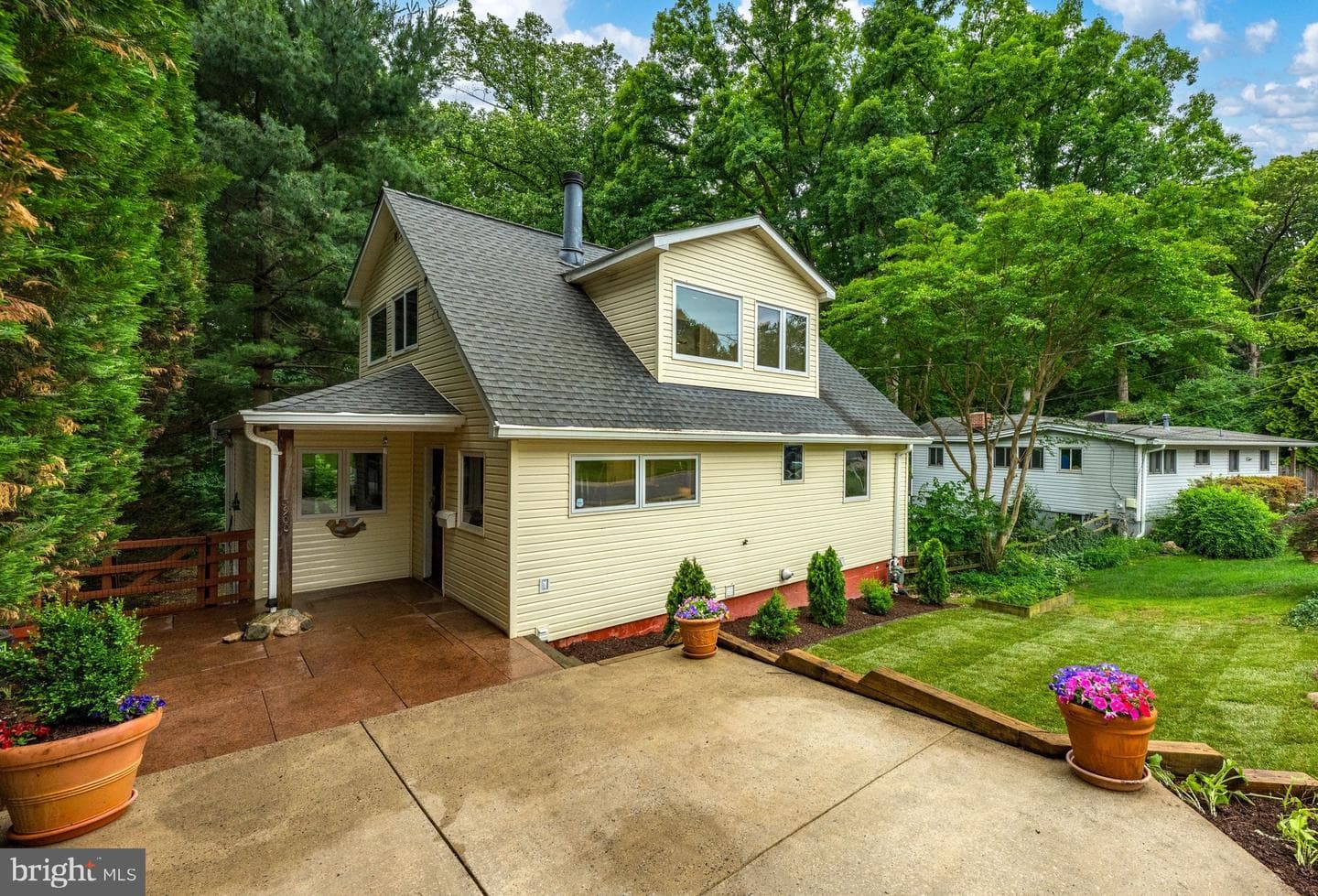 3900 Decatur Avenue photo 1