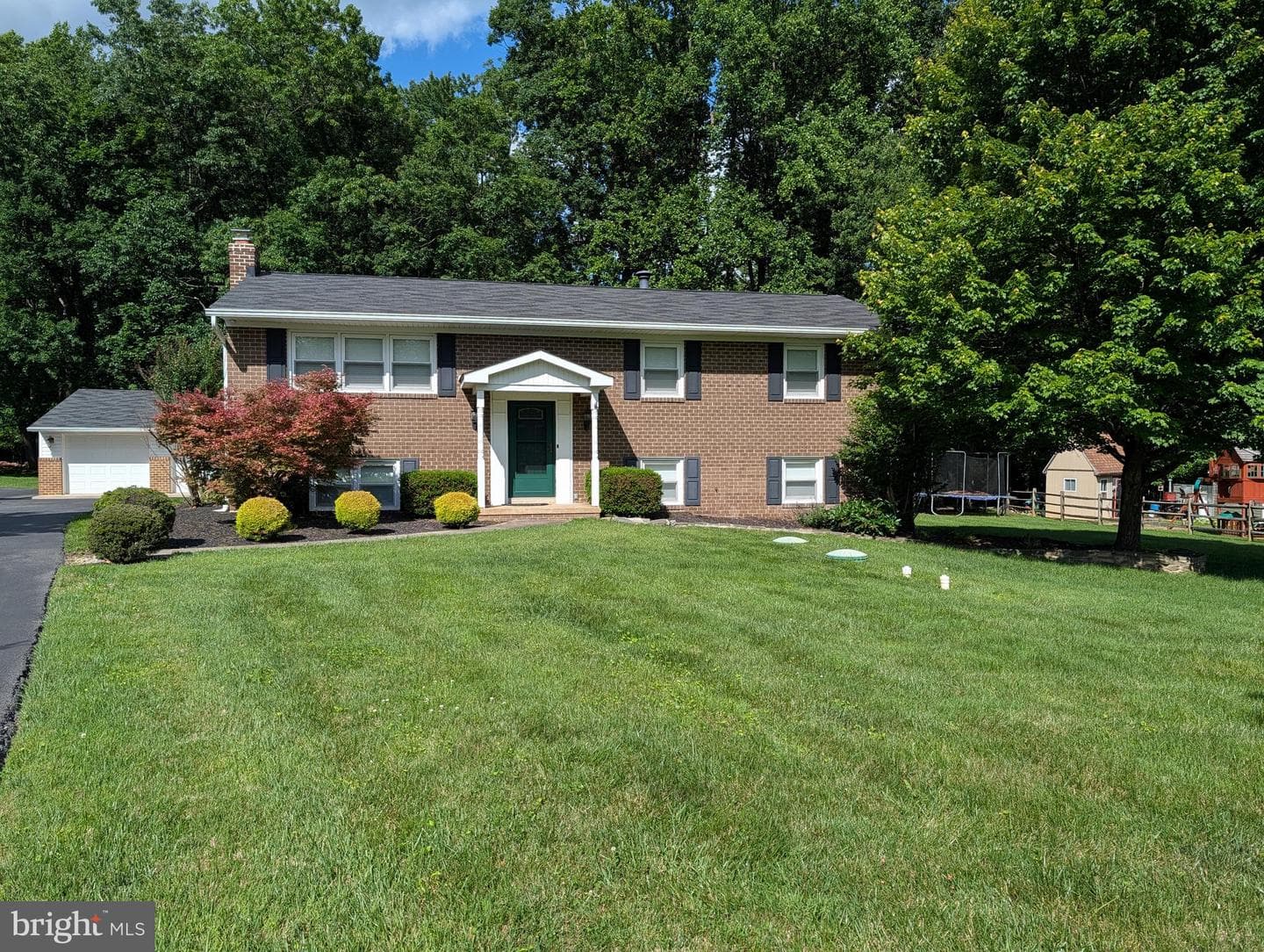 8705 Woodfield Court photo 1