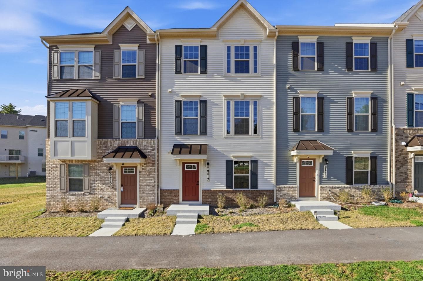 9417 Tall Oaks Court