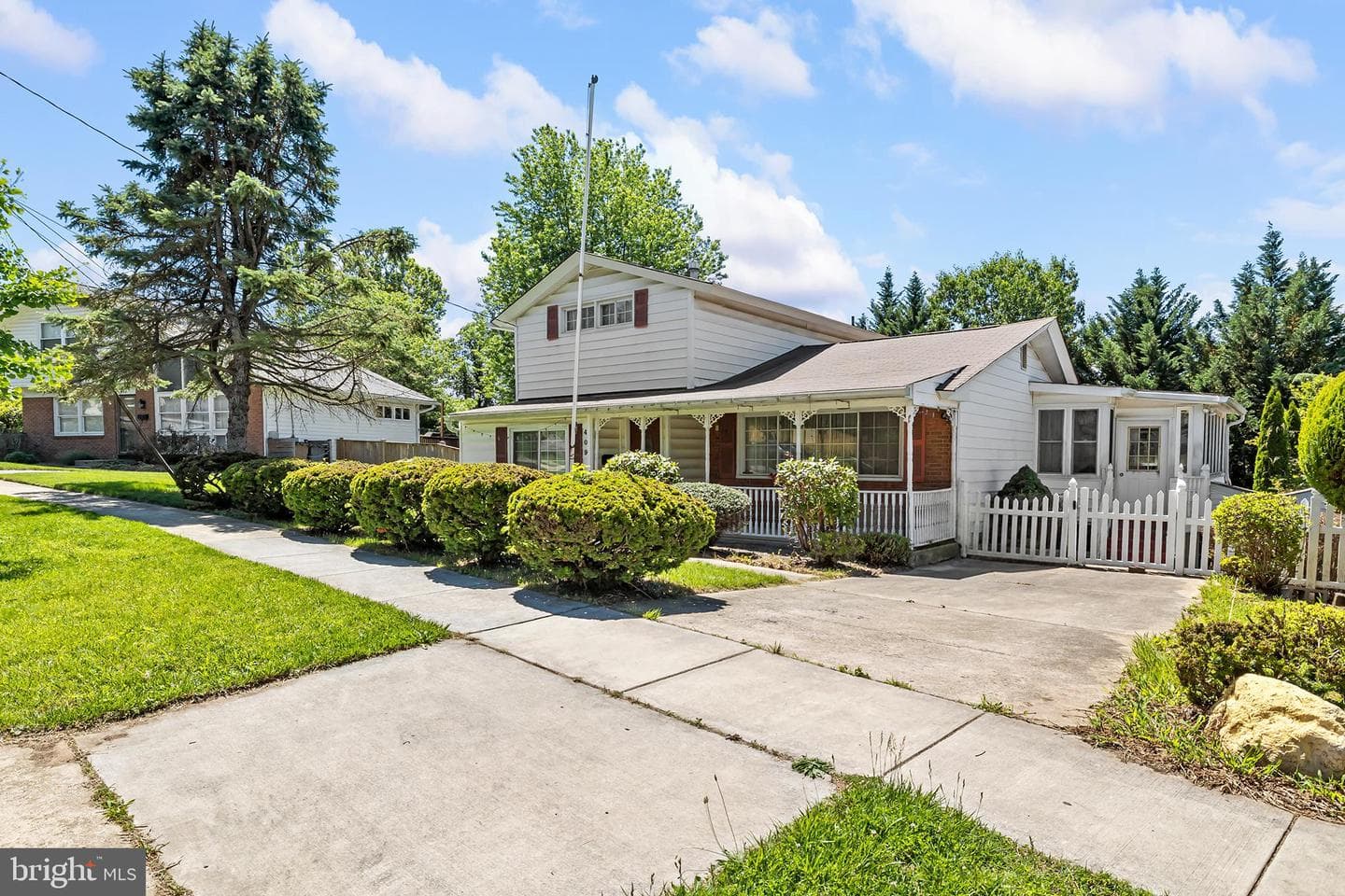 409 Hull Place