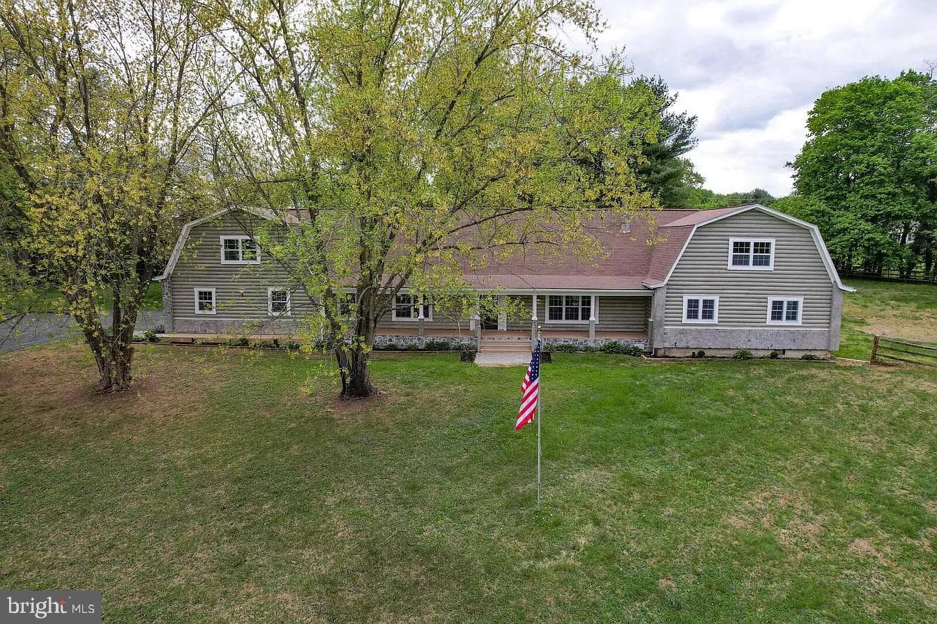 23311 Woodfield Road, Gaithersburg