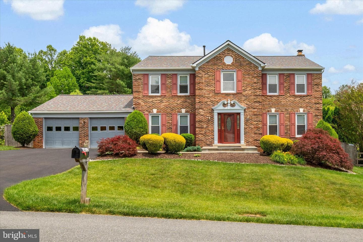14717 Laurelwood Lane