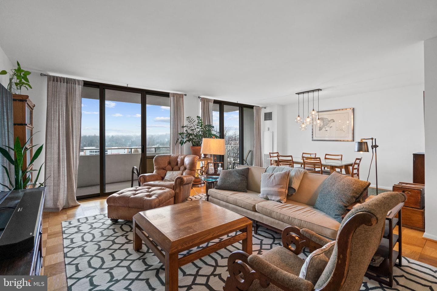 5101 River Road #901, Bethesda