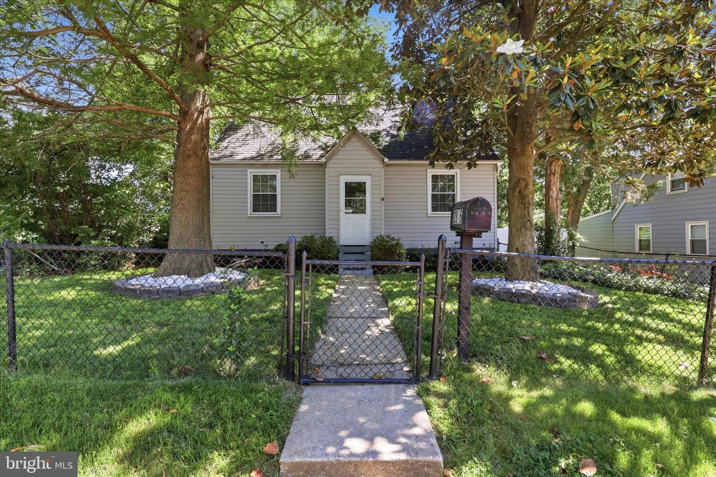 2806 Urbana Drive