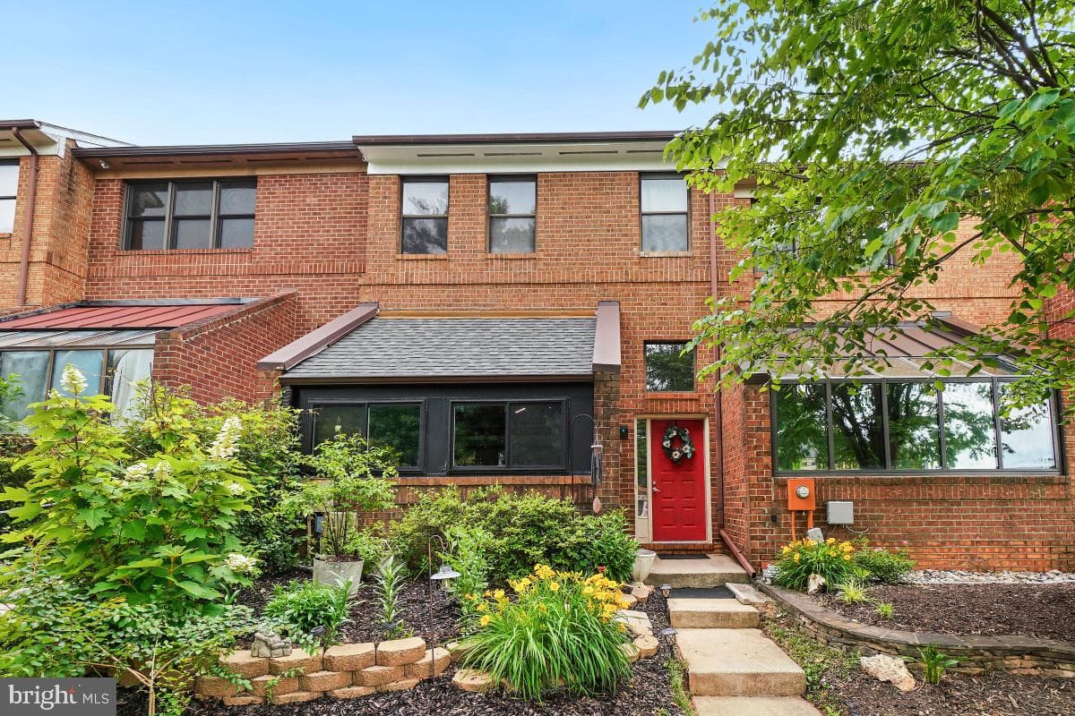 20526 Summersong Lane, Germantown