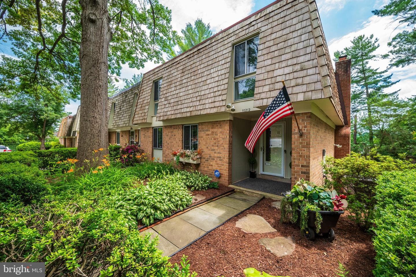 10212 Kindly Court