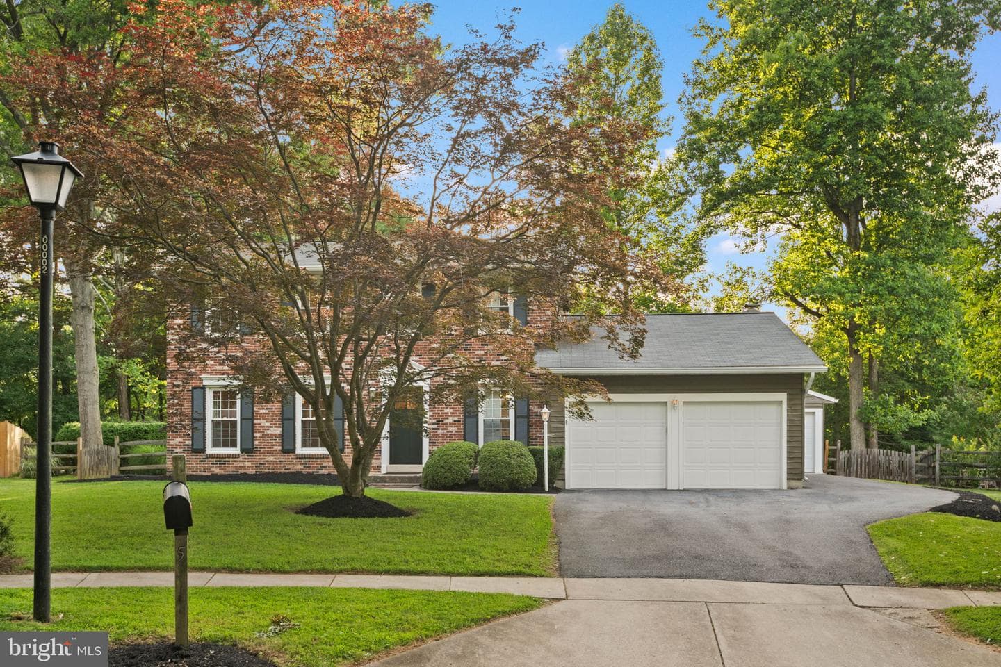 5 Longworth Court