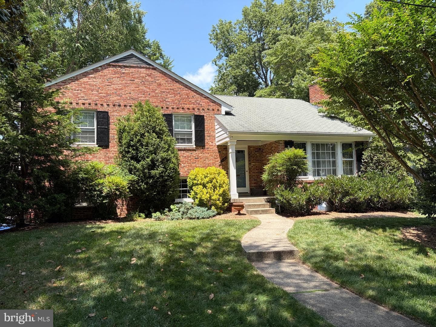 5719 Newington Road, Bethesda