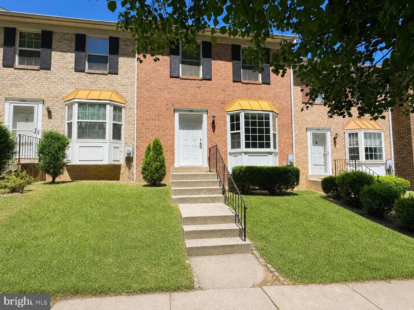 1104 Travis Lane
