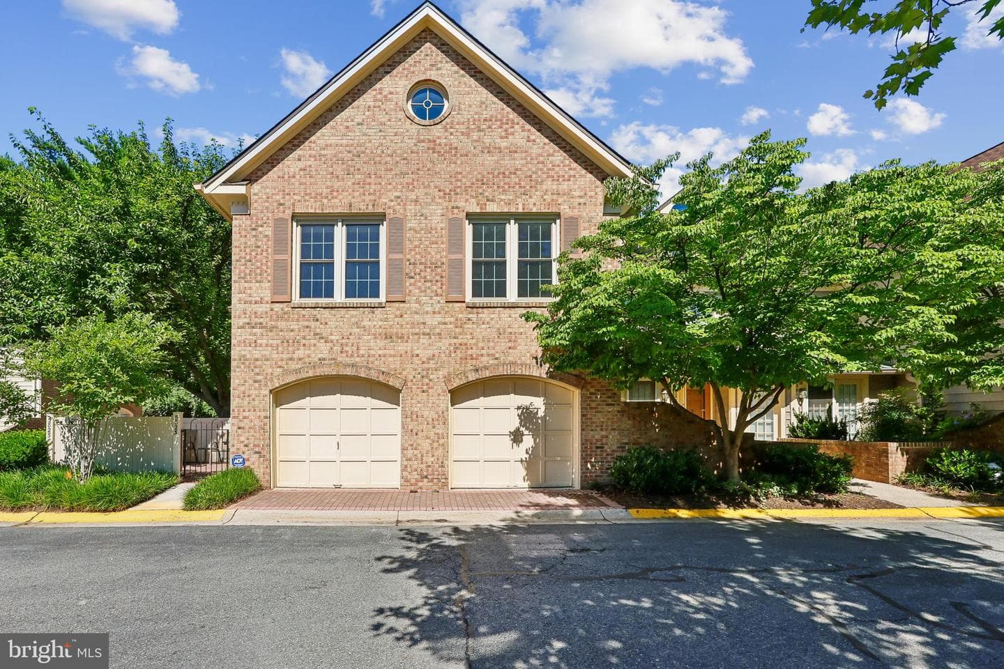 5823 Linden Square Court #52