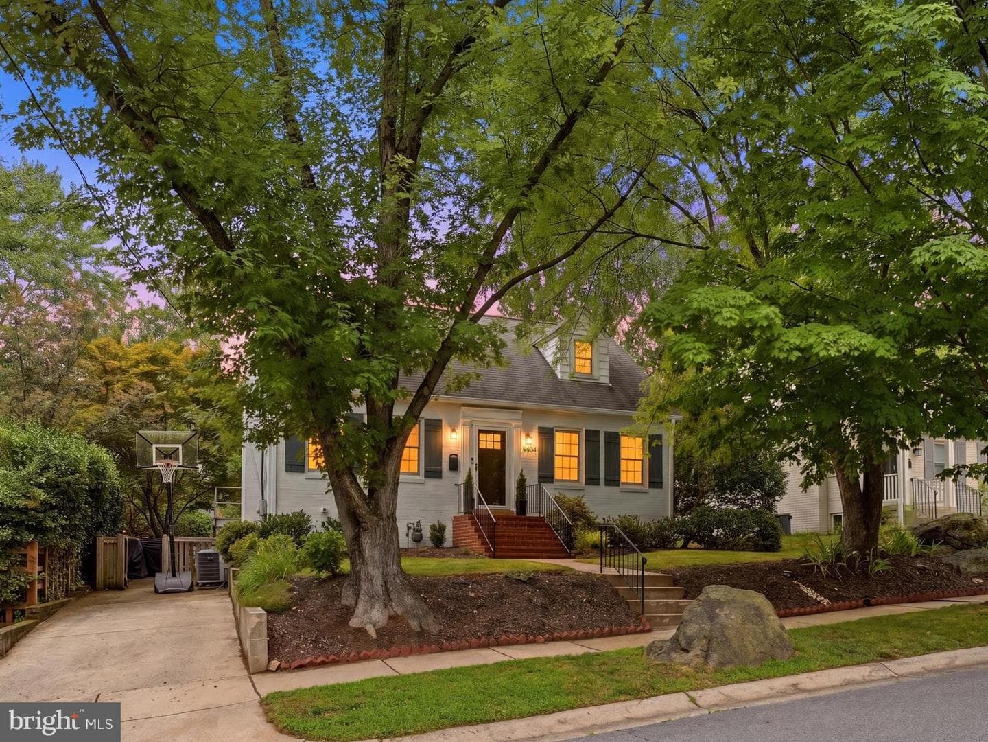 9404 Worth Avenue, Silver Spring