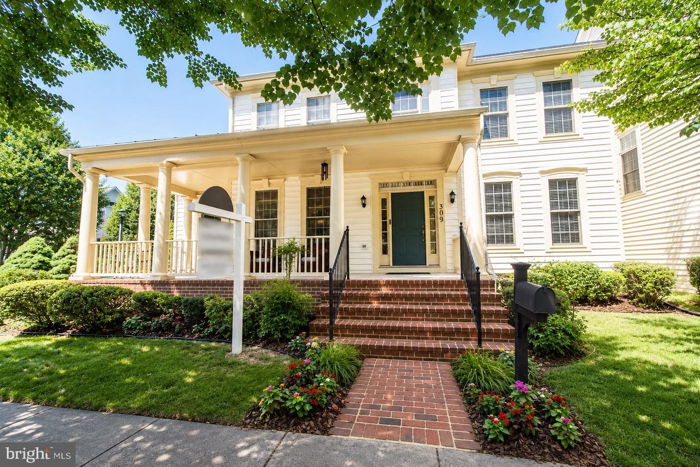 309 Treemont Way, Rockville