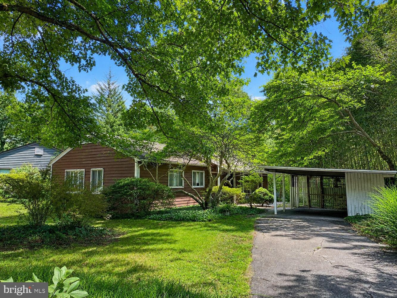7108 Wilson Lane, Bethesda