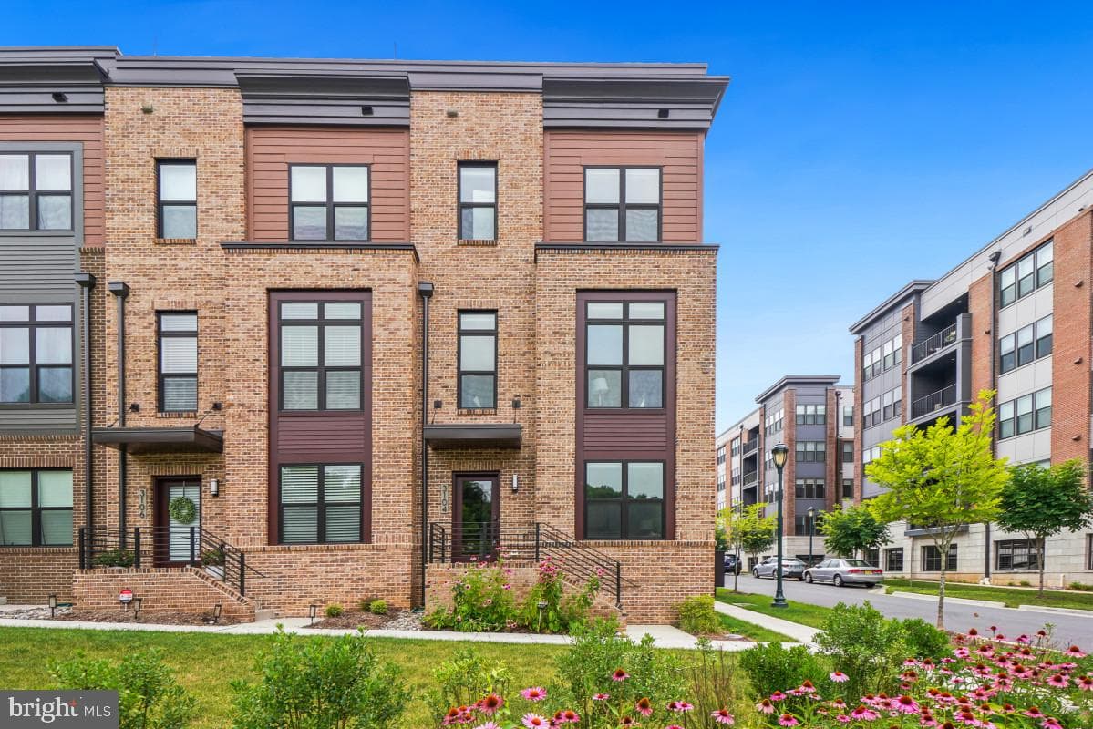 3104 Royal Fern Place, Rockville