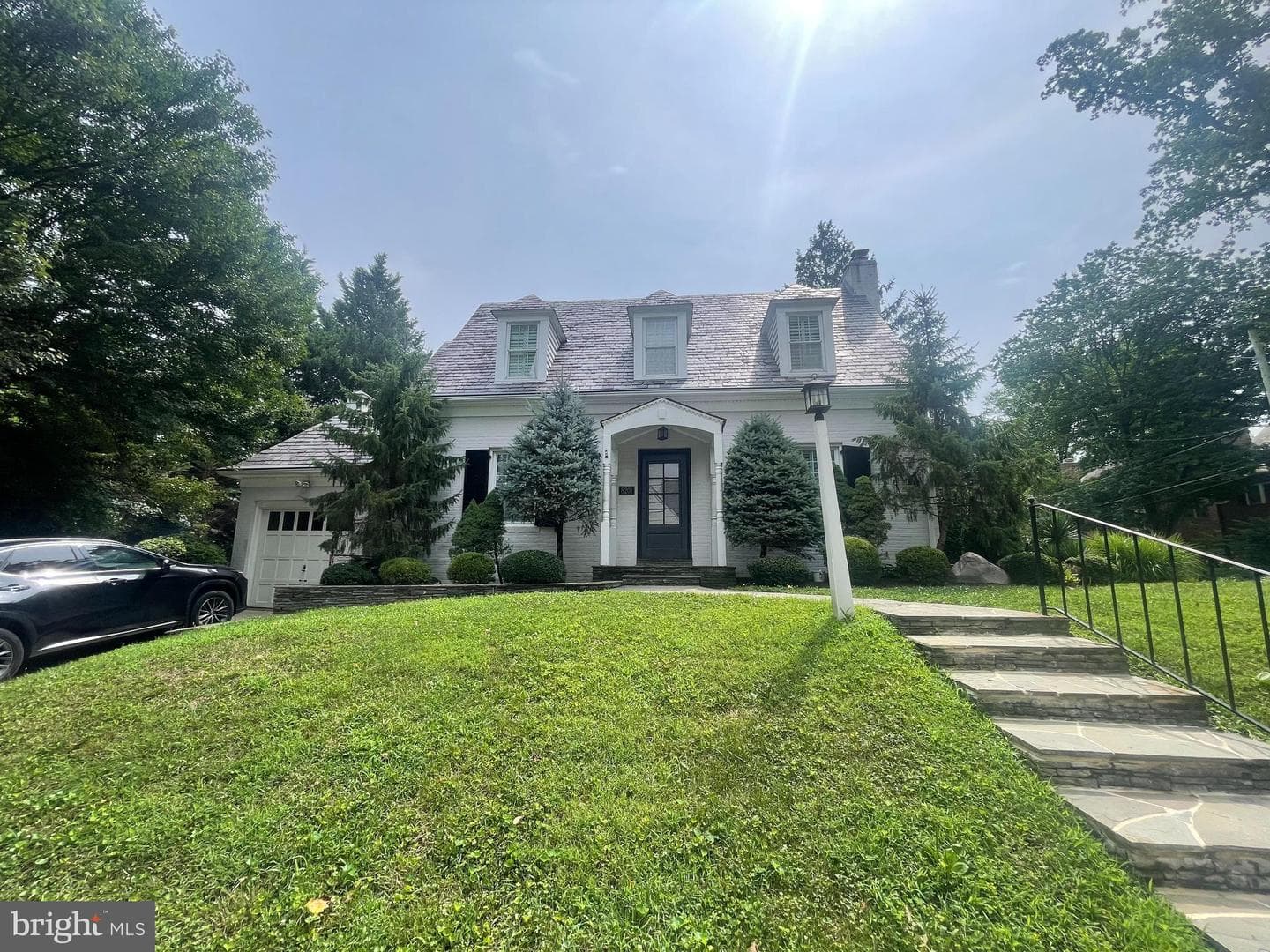 8201 Larry Place, Chevy Chase