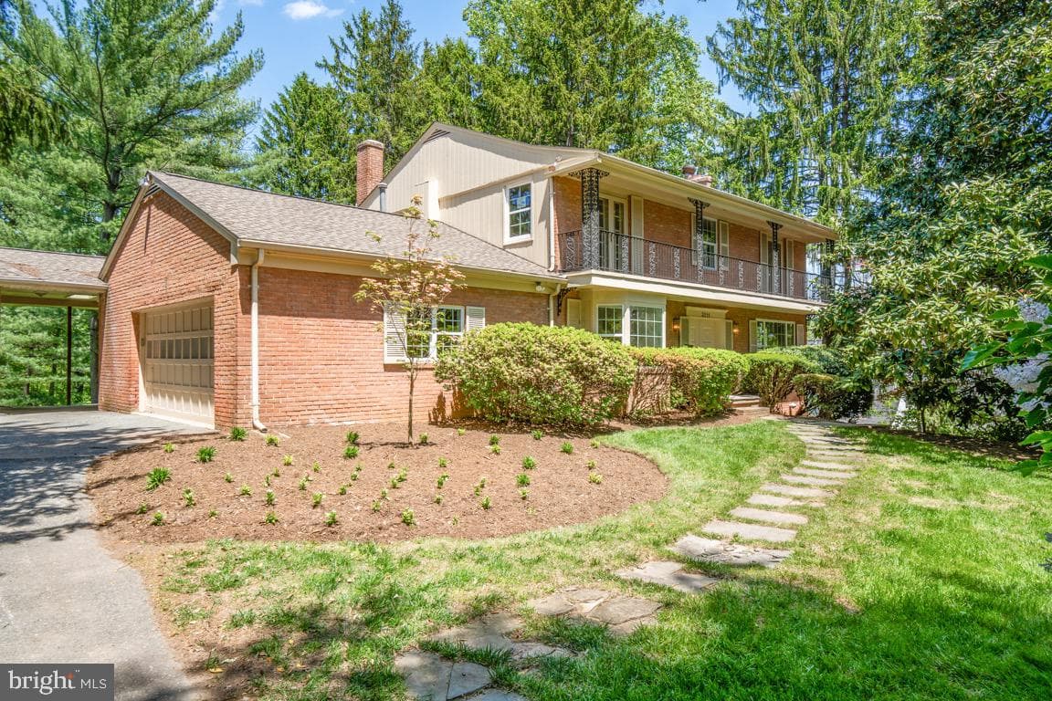 3211 Farmington Drive, Chevy Chase