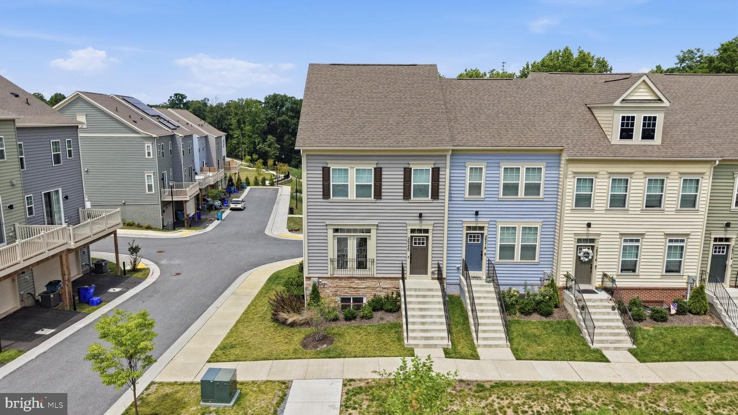 26220 Queens Grove Terrace, Damascus
