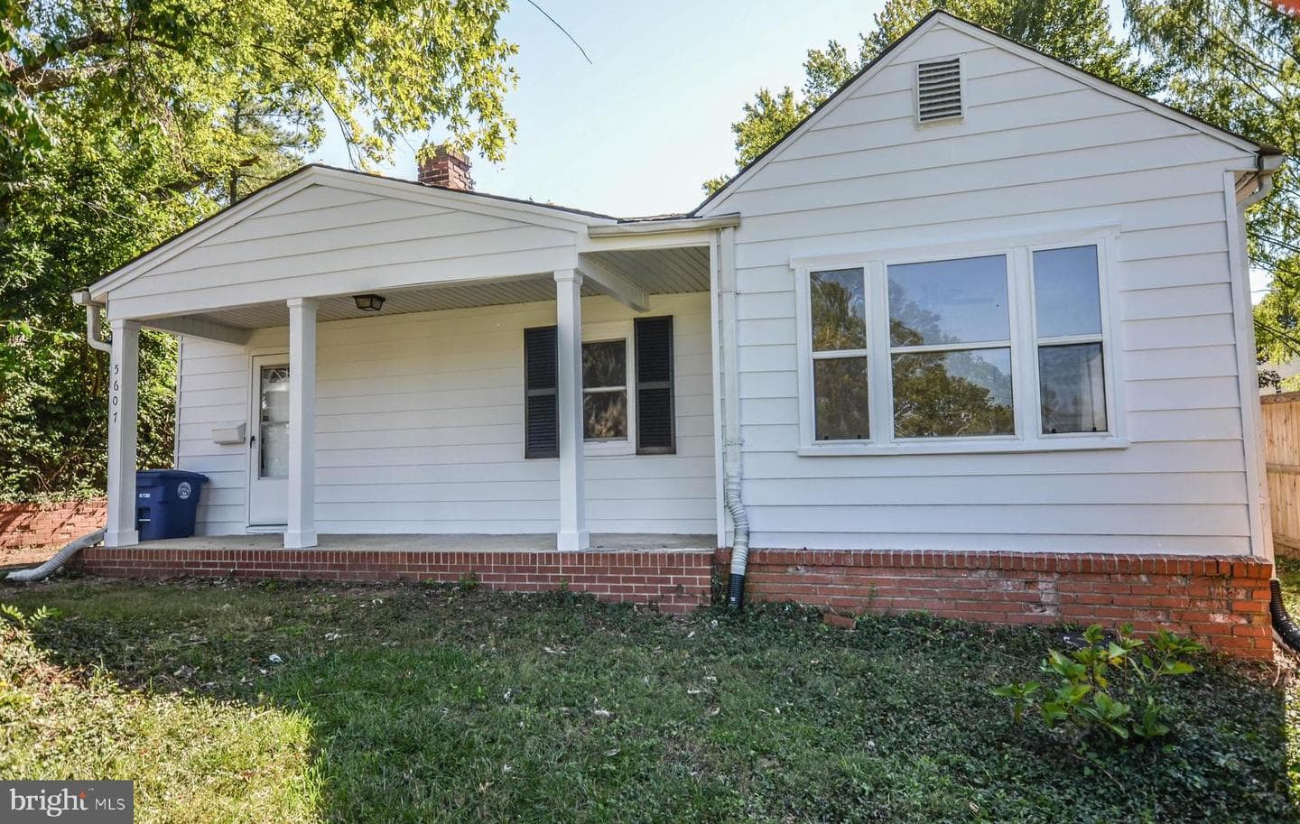 5607 Seminole photo 1