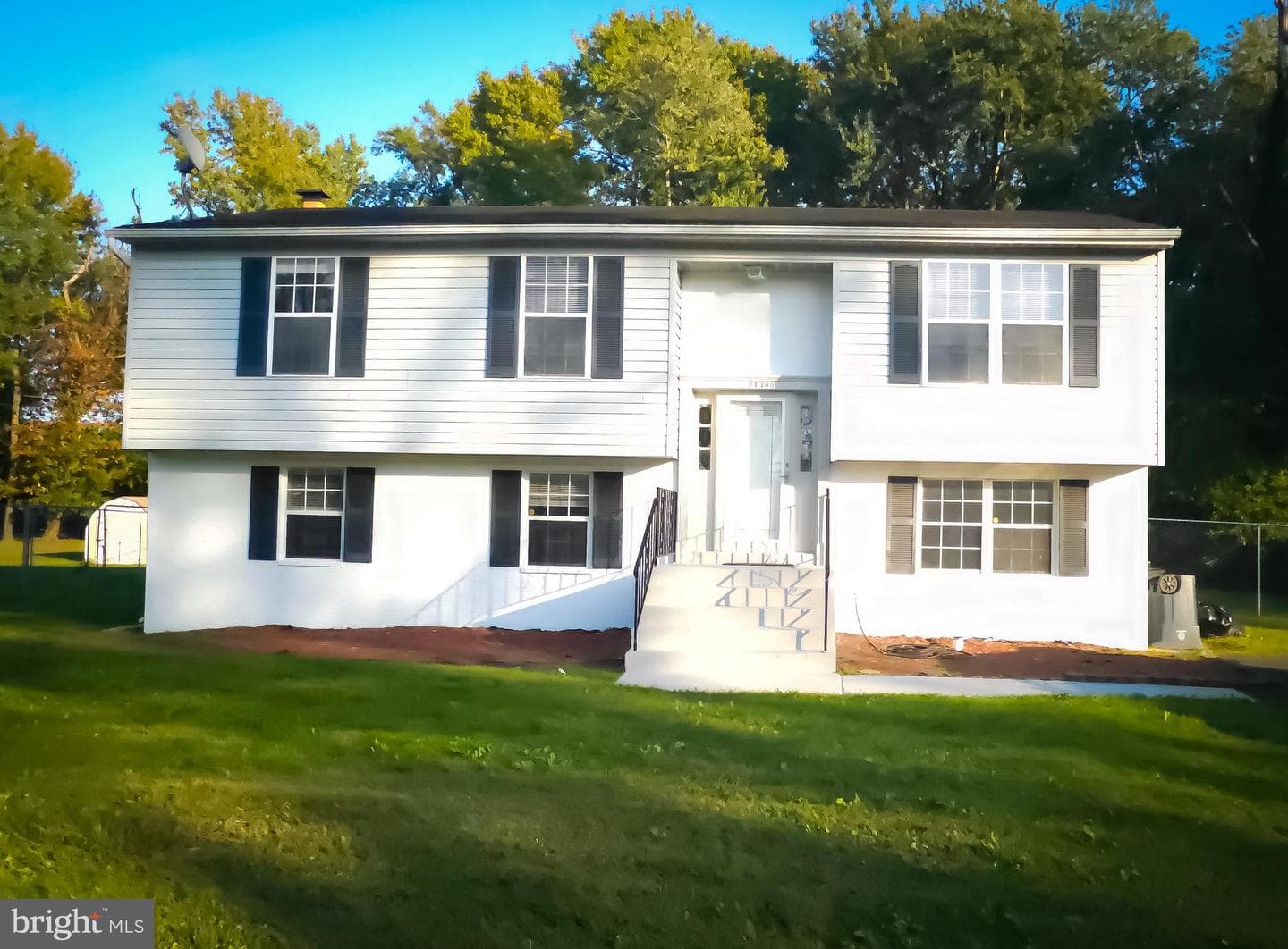 14408 Livingston Road photo 1
