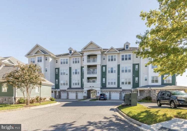 13501 Belle Chasse Boulevard #416 photo 1